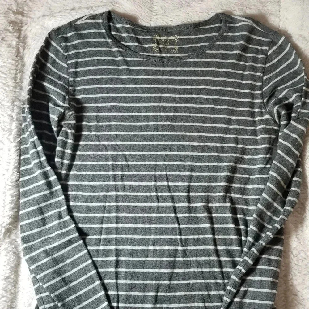 Women's Large Old Navy ls